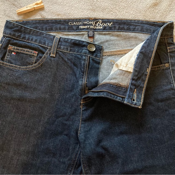 Tommy Hilfiger Classic Hope Boot Mid Rise Jeans in Dark Wash | Size 12R - Picture 7 of 12